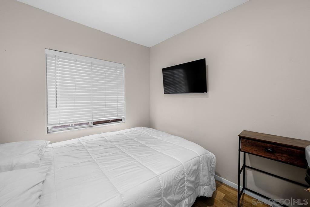 MLS #250046290SD image #11