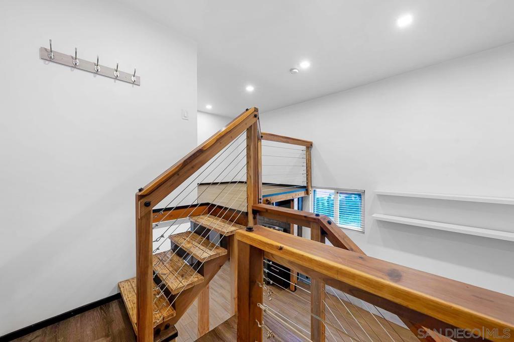 MLS #250046290SD image #33