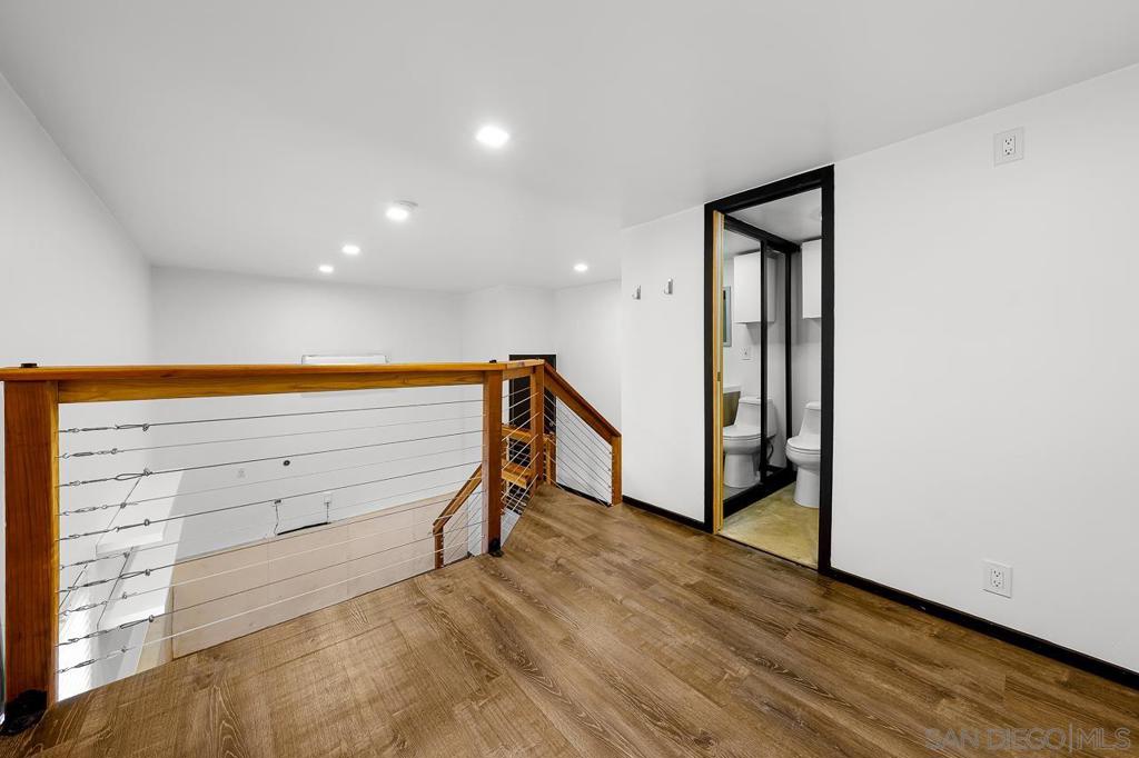 MLS #250046290SD image #37