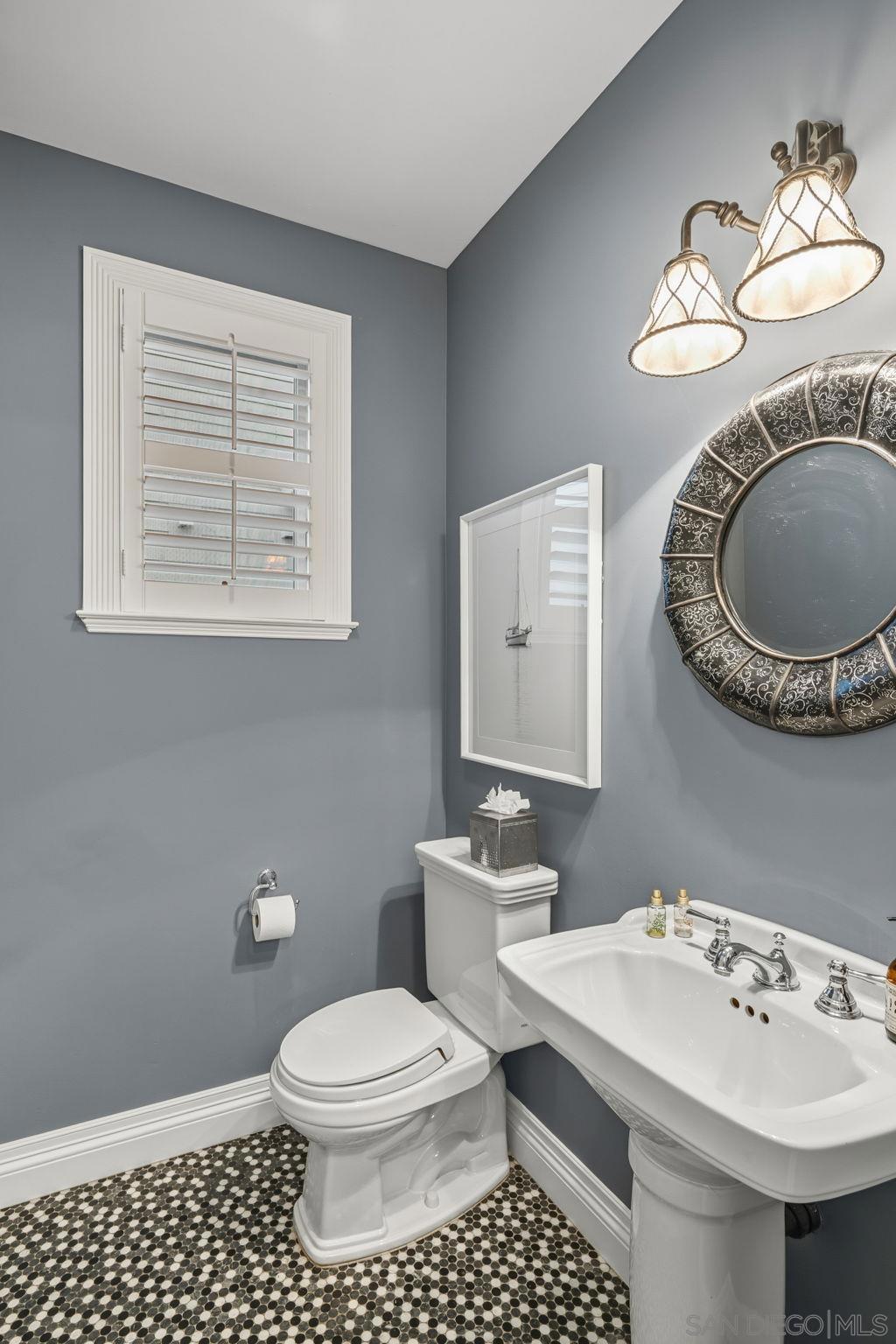 MLS #250046293SD image #12