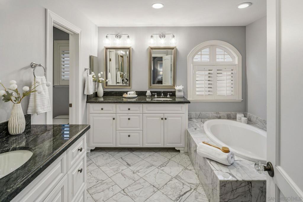 MLS #250046293SD image #32