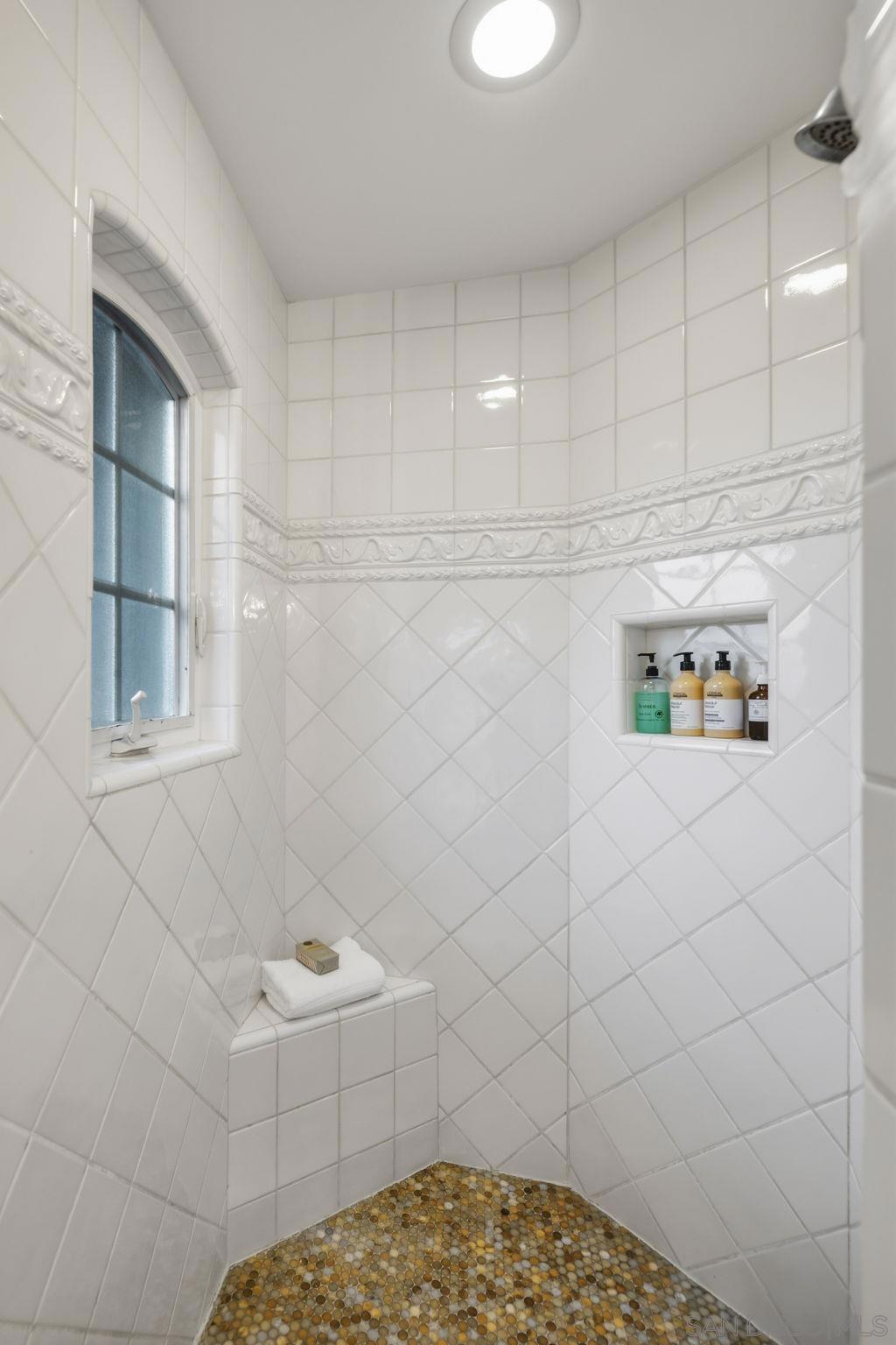 MLS #250046293SD image #33