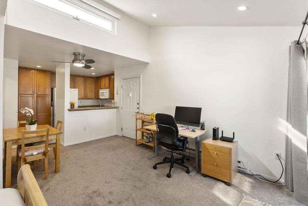 MLS #250046298SD image #12