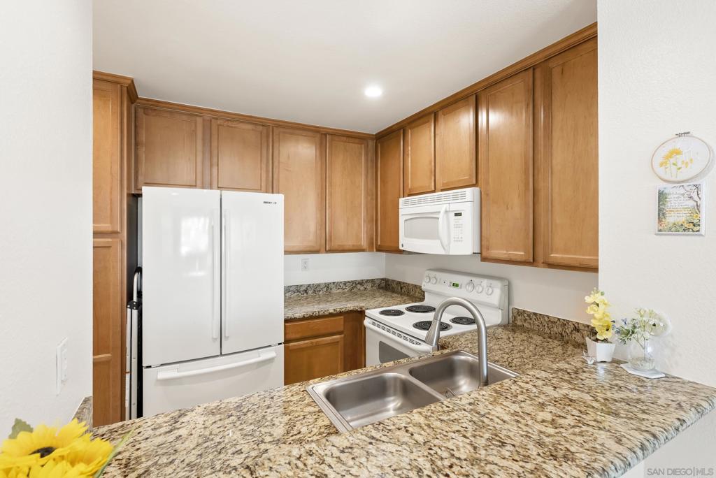 MLS #250046298SD image #15