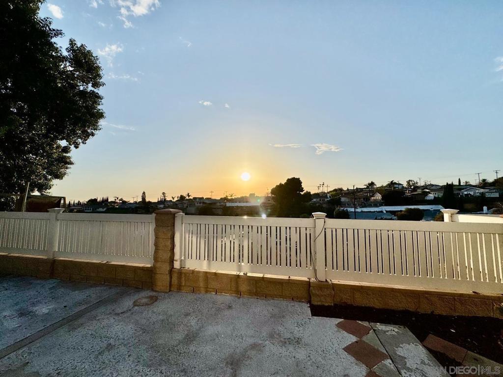 MLS #250046301SD image #2