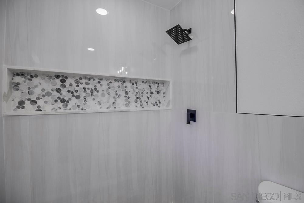 MLS #250046301SD image #43