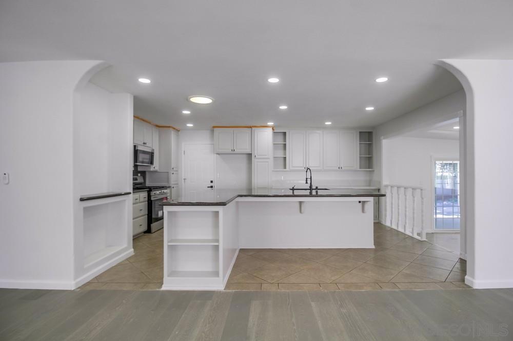 MLS #250046301SD image #8