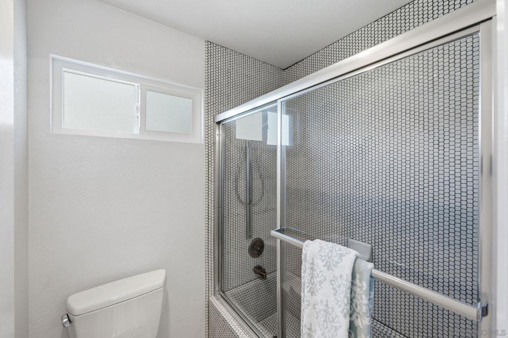 MLS #250046307SD image #31