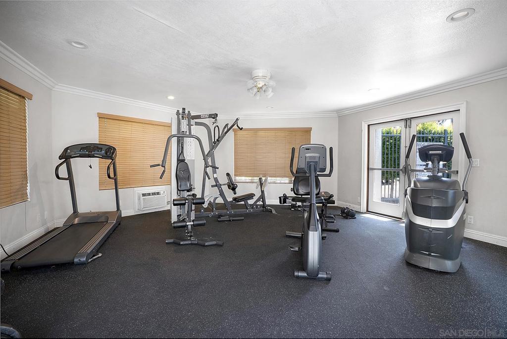 MLS #250046319SD image #9