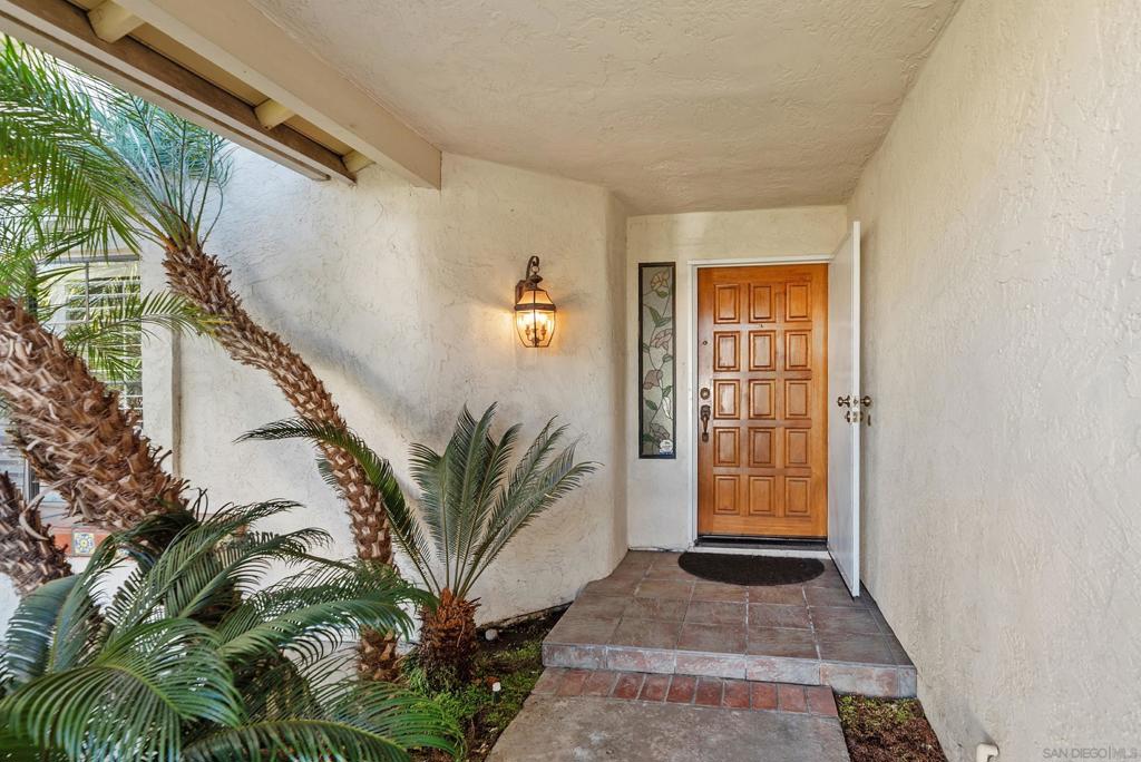 MLS #250046337SD image #4