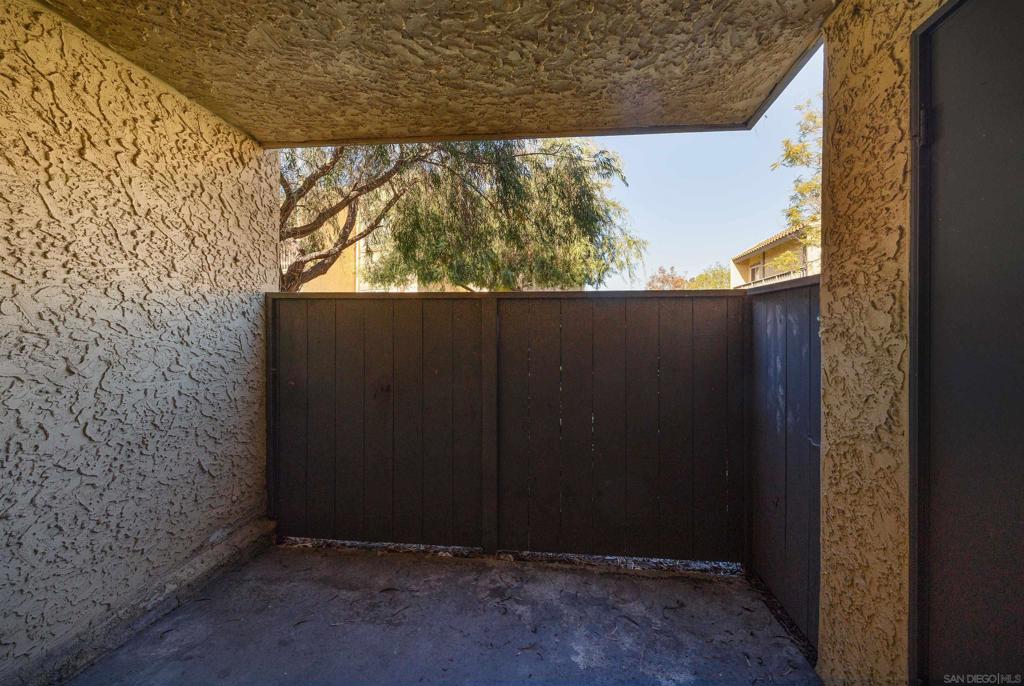 MLS #250046355SD image #14