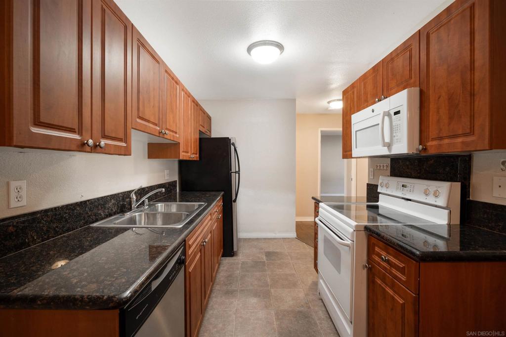 MLS #250046355SD image #4