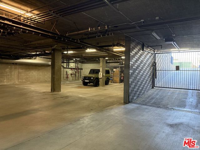 MLS #25476589 image #32