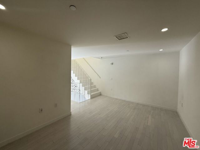 MLS #25476589 image #9