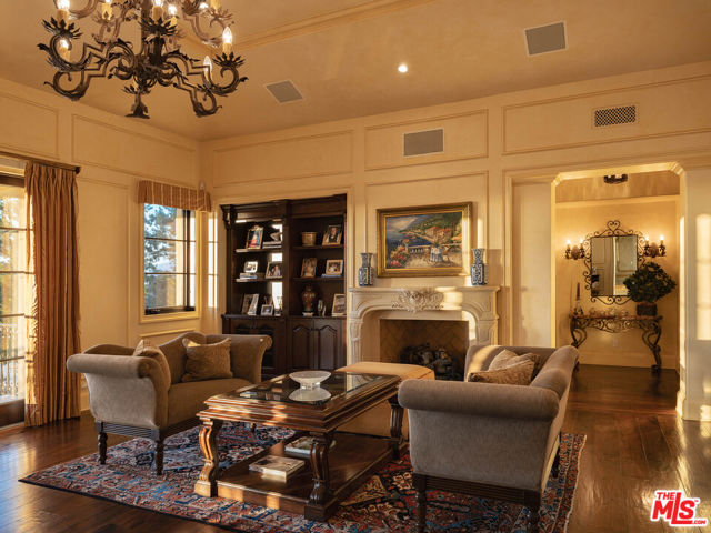 MLS #25476773 image #14