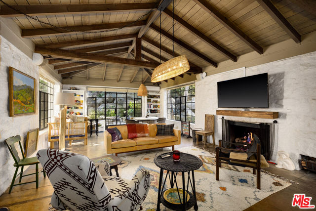MLS #25476919 image #23