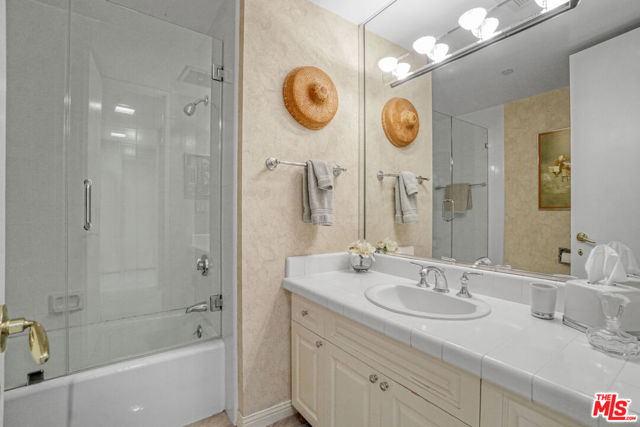 MLS #25482569 image #29