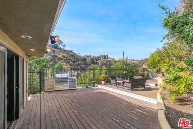 MLS #25488441 image #2