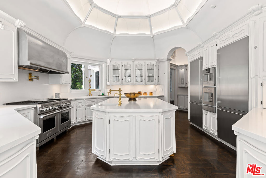 MLS #25488965 image #17