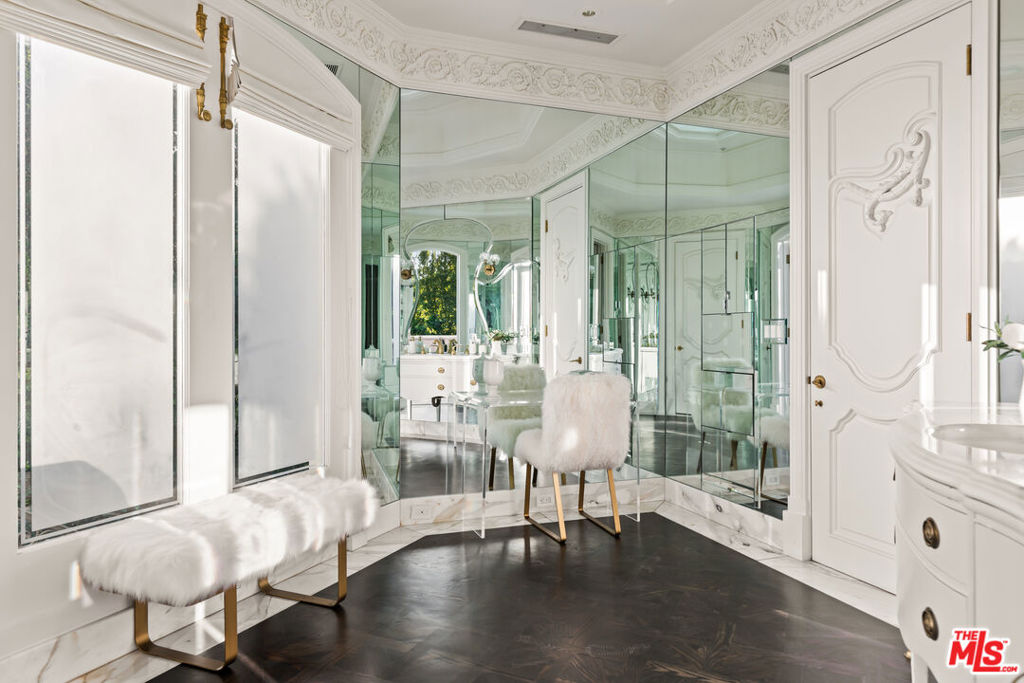 MLS #25488965 image #25