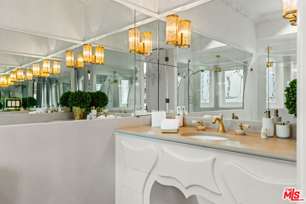 MLS #25488965 image #43