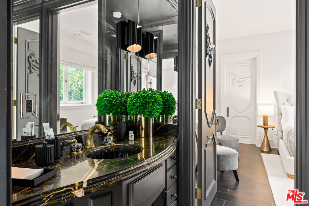 MLS #25488965 image #45