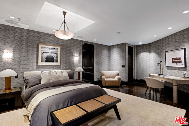 MLS #25490157 image #18