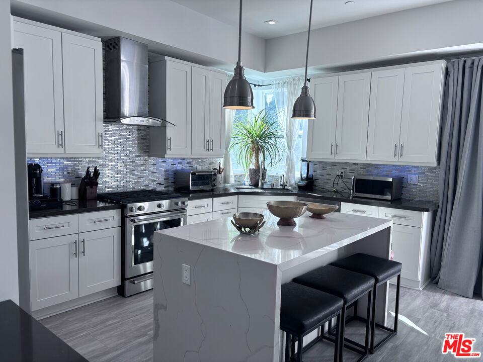 MLS #25492541 image #11