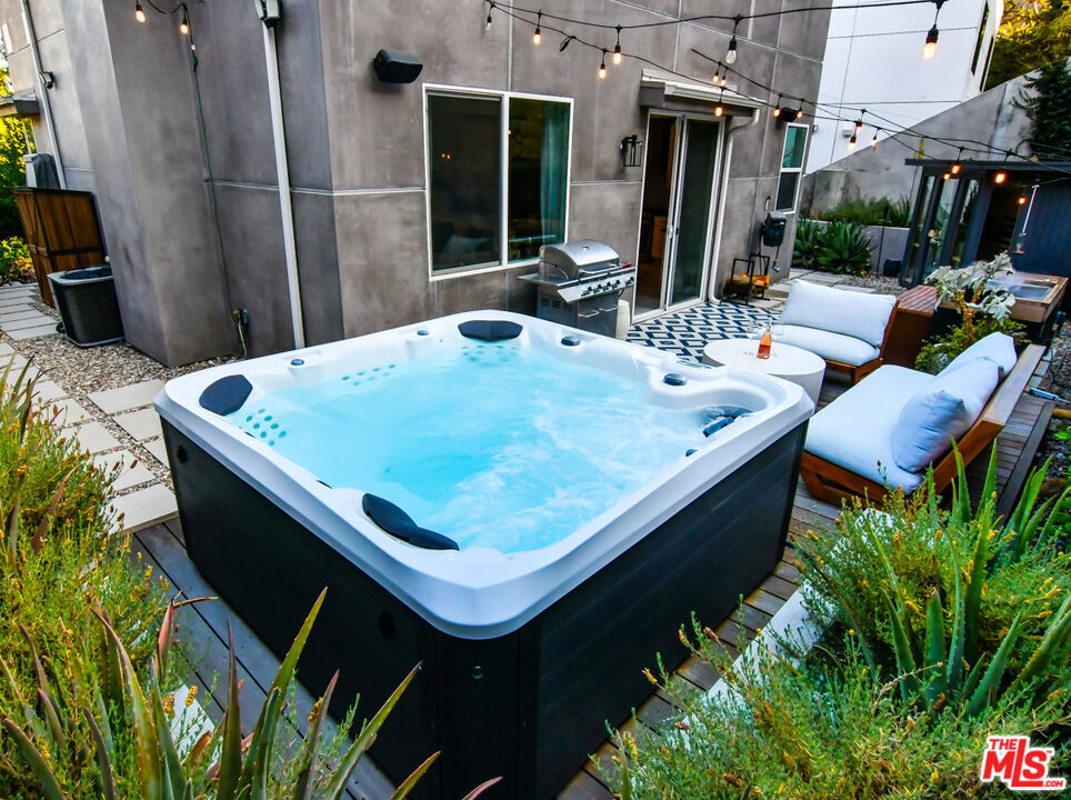 MLS #25492541 image #18