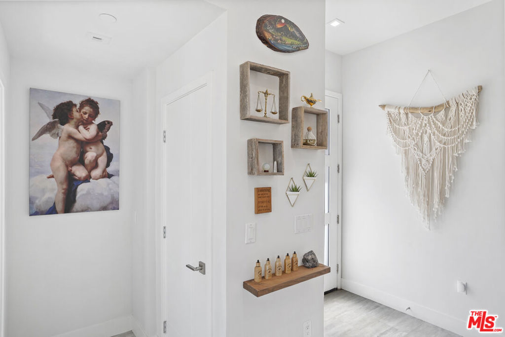 MLS #25492541 image #21