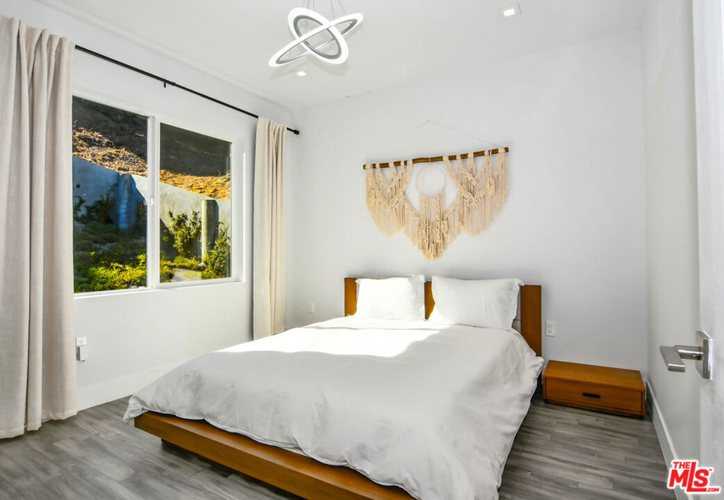 MLS #25492541 image #29