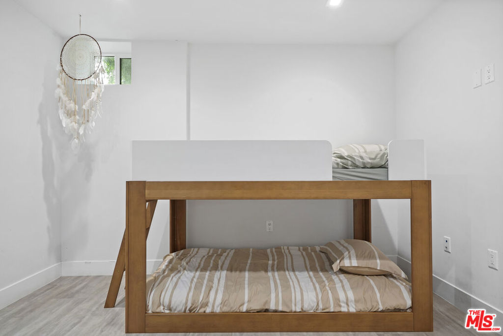 MLS #25492541 image #35