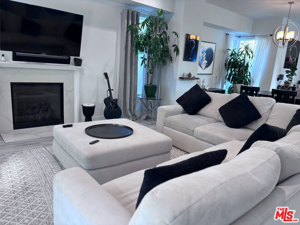 MLS #25492541 image #7