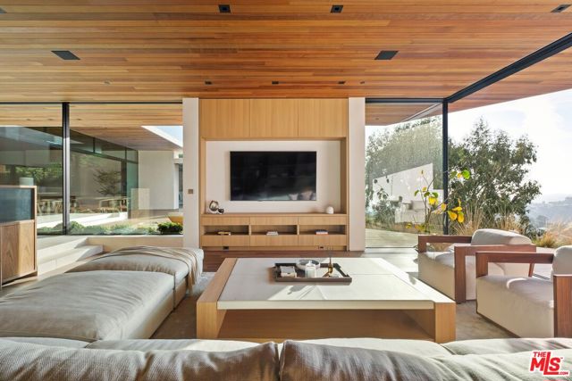 MLS #25493341 image #40