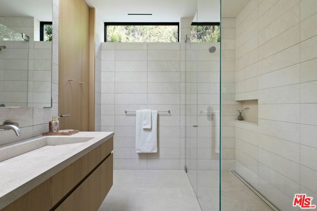 MLS #25493341 image #49