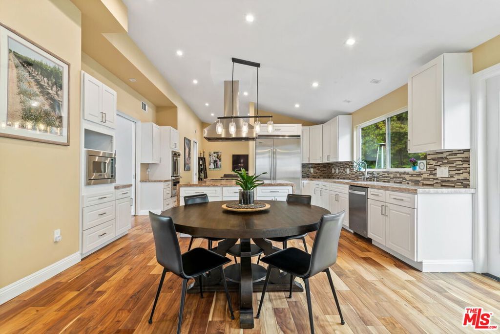 MLS #25497553 image #20