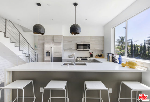 MLS #25497875 image #0