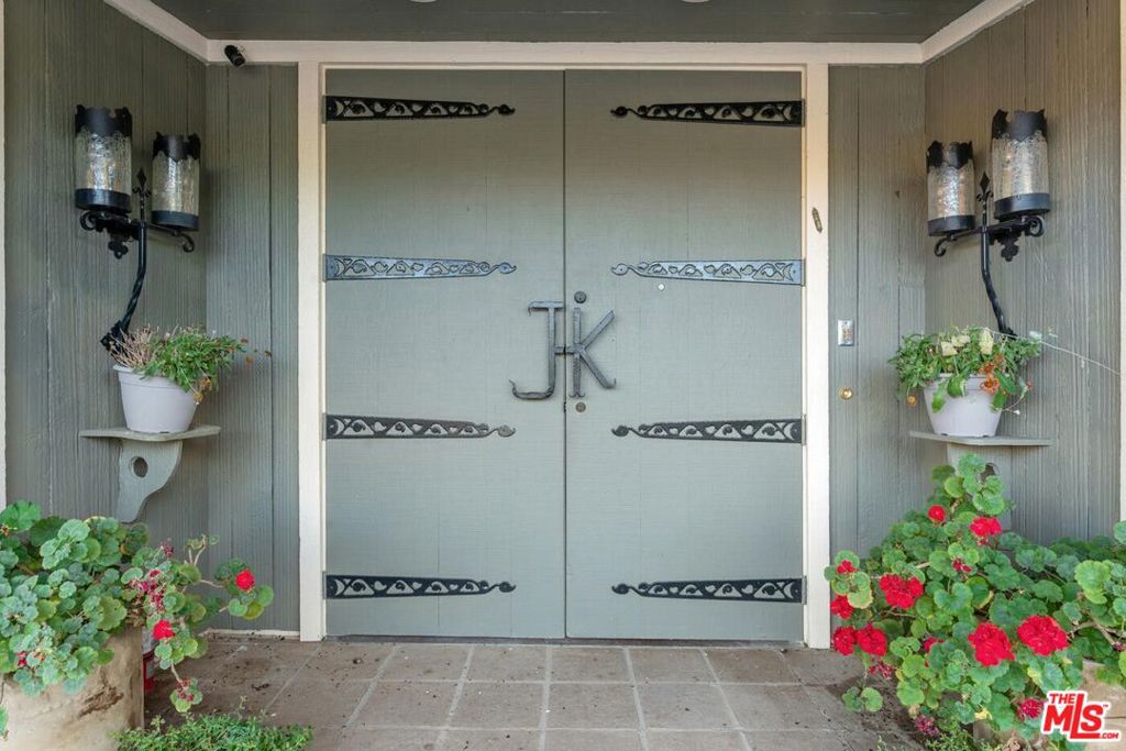 MLS #25500563 image #27