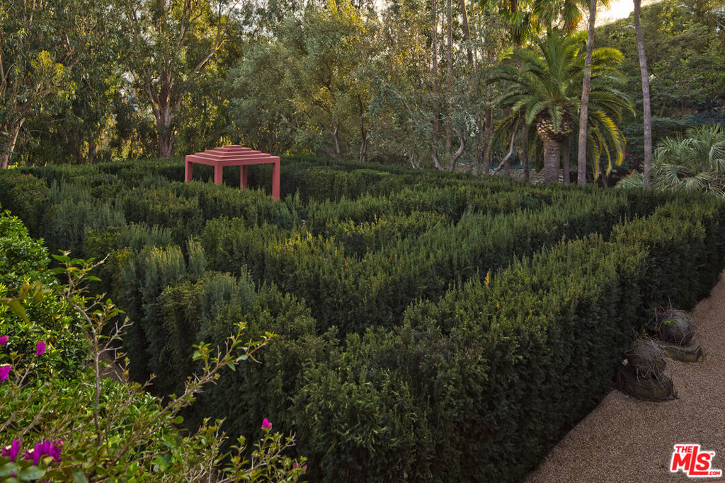 MLS #25502639 image #45