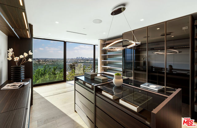 MLS #25506155 image #31