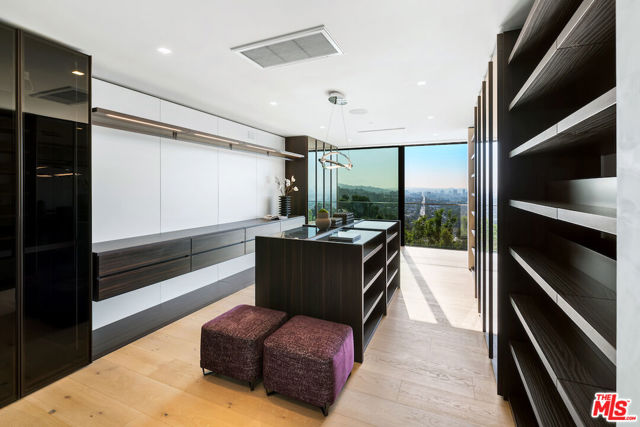 MLS #25506155 image #32