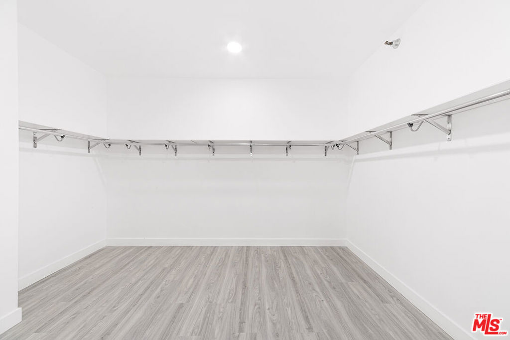 MLS #25508201 image #16