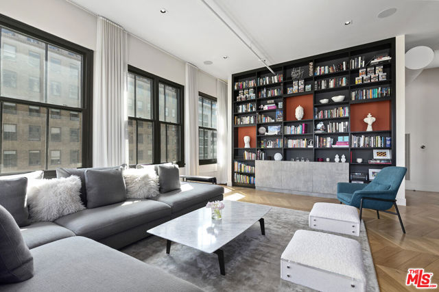 MLS #25518509 image #0