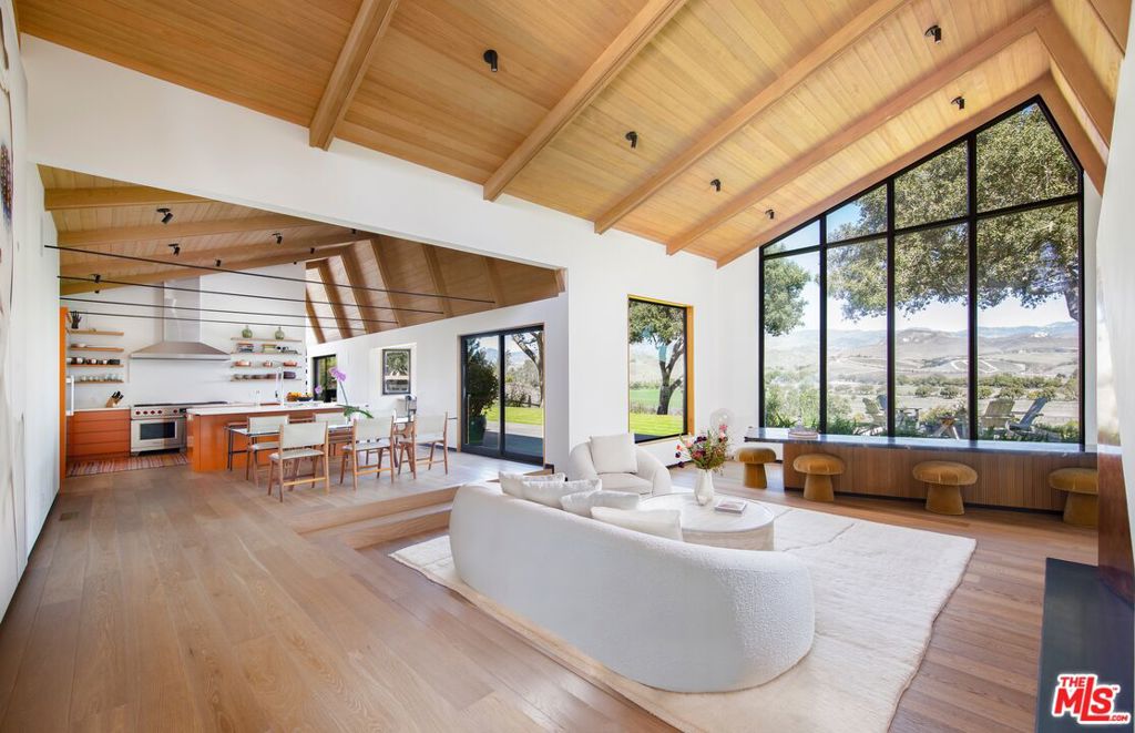 MLS #25518865 image #10