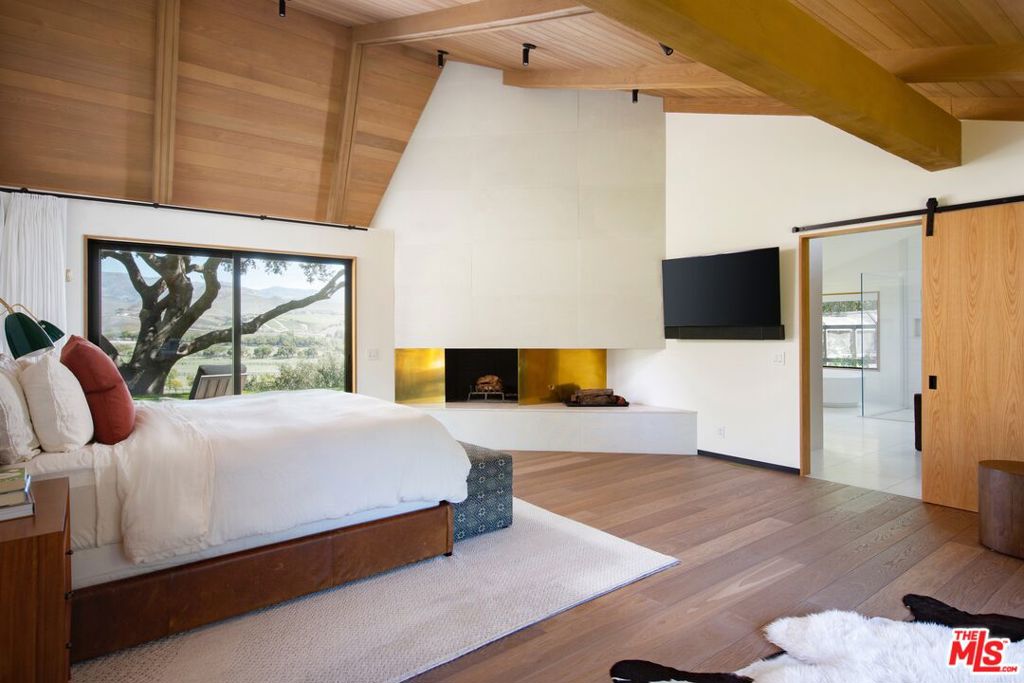 MLS #25518865 image #15