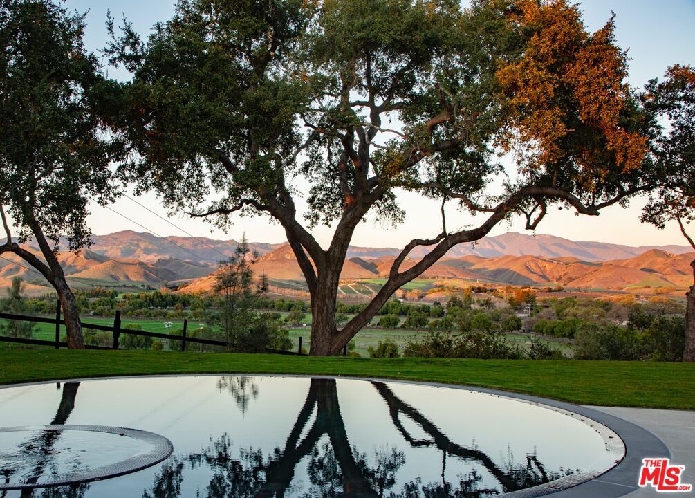 MLS #25518865 image #2