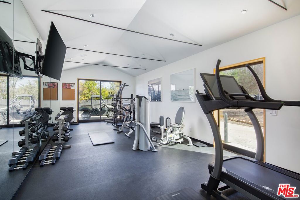 MLS #25518865 image #28