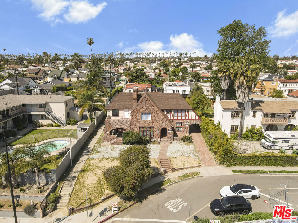 MLS #25522769 image #2