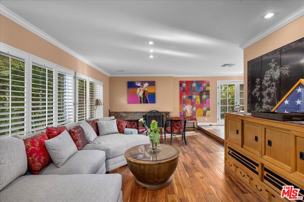 MLS #25524361 img 12