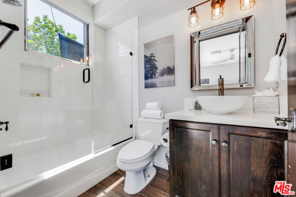 MLS #25526051 image #24